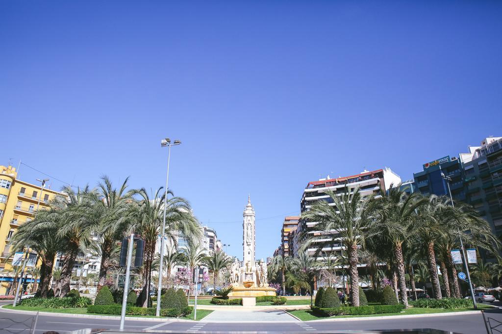 The Lucky Flats - Poeta Quintana Apartment Alicante Ngoại thất bức ảnh